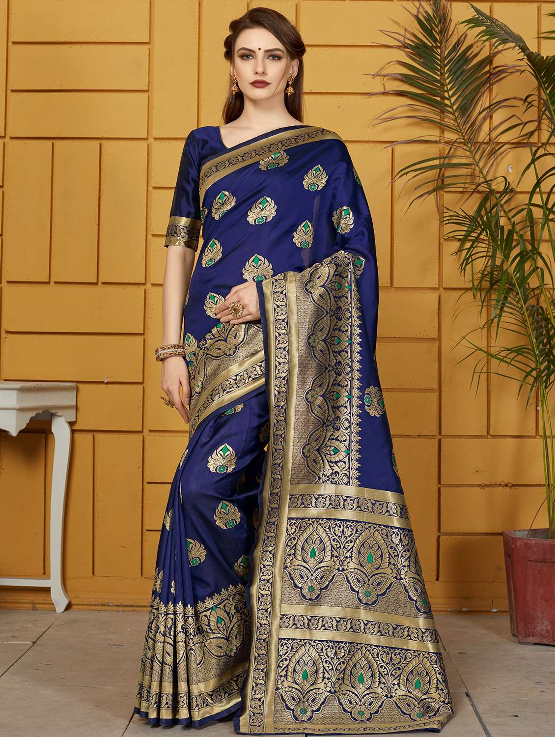 ethnic zari motif woven saree with blouse