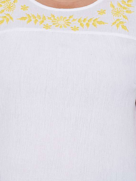 round neck floral plus tunic - 16348949 -  Standard Image - 4