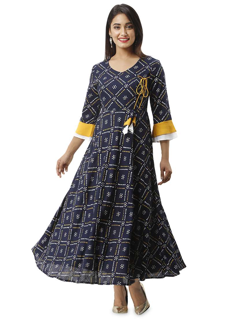 bandhani print flared kurta