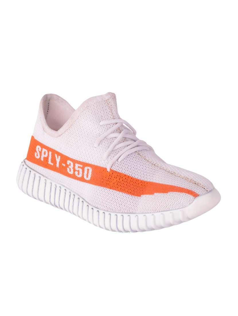 woakers white mesh sport shoes