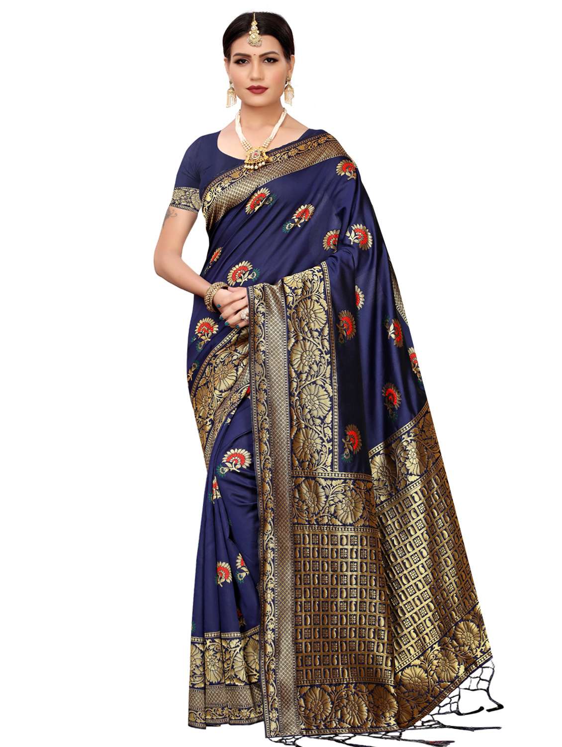 women's banarasi saree