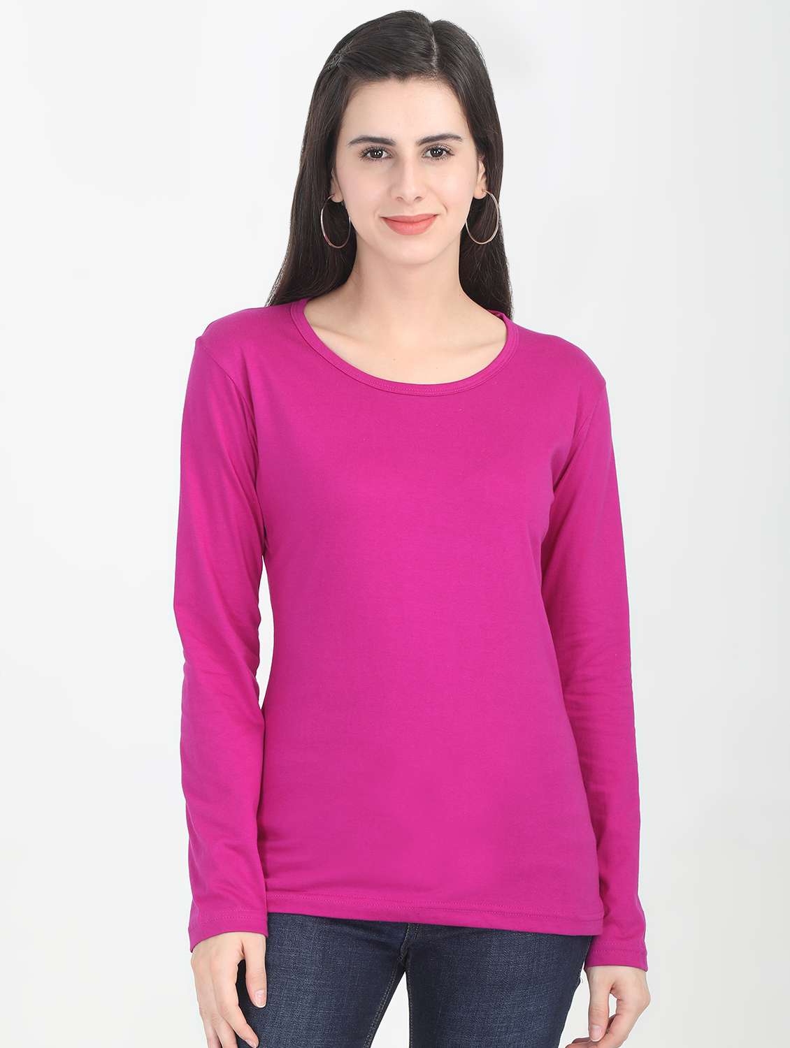 round neck long sleeved tee