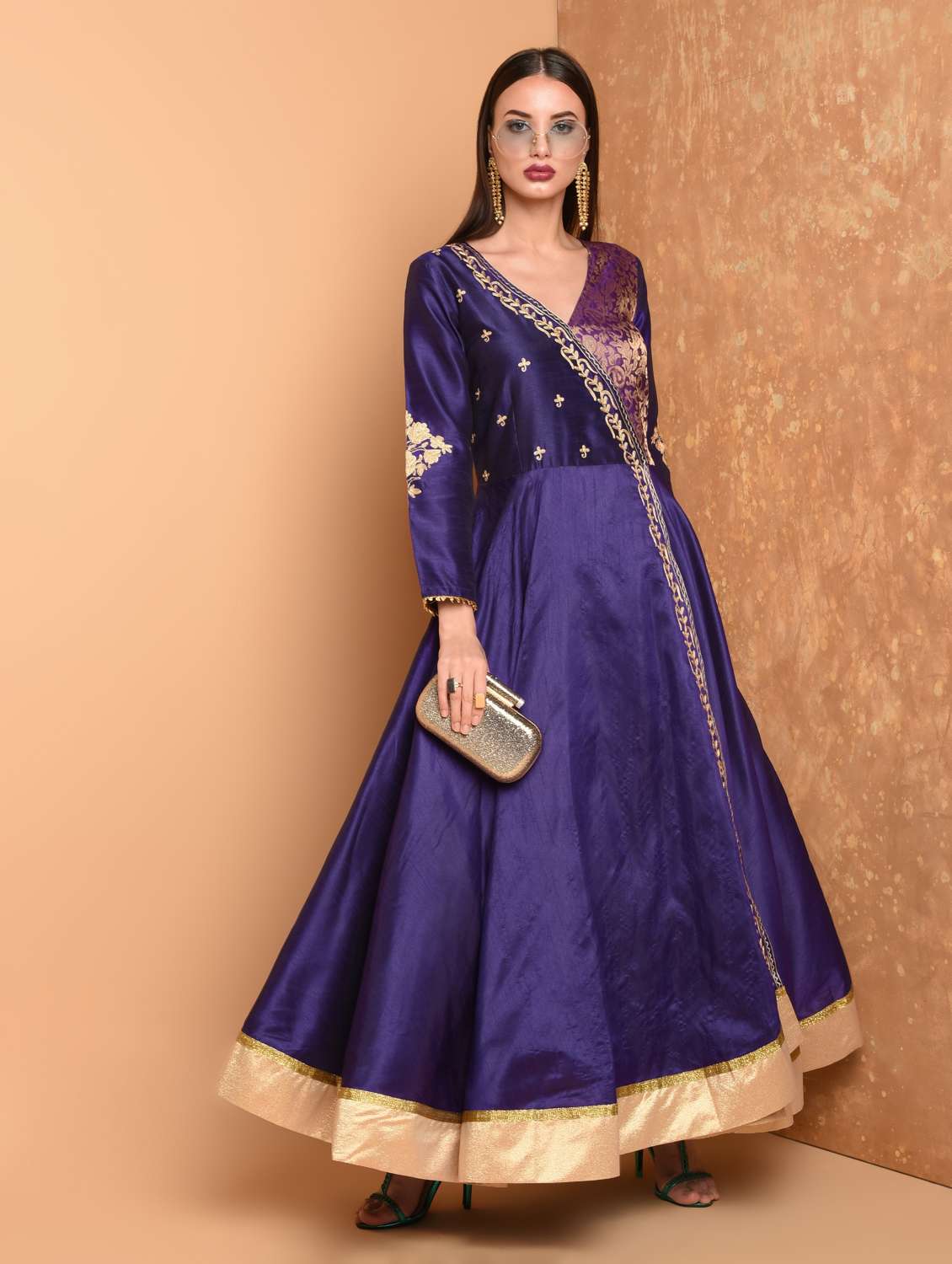 zari embroidered flared kurta 