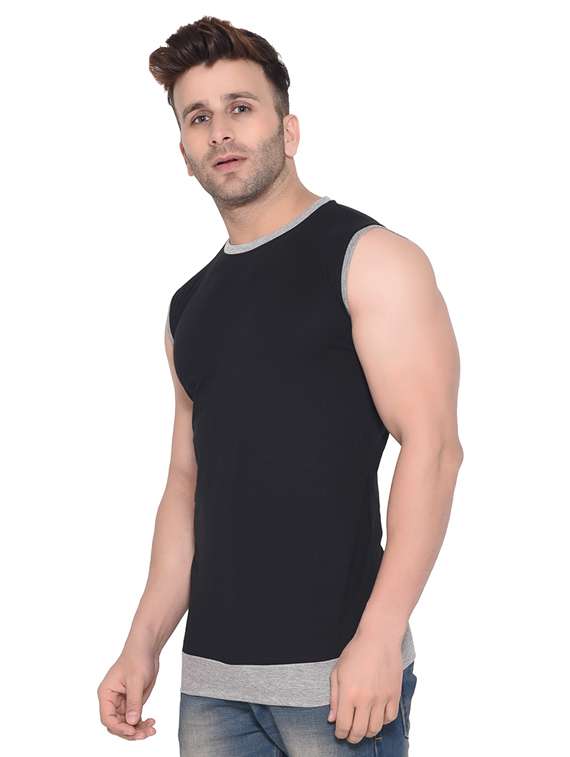 black cut & sew t-shirt  - 16477705 -  Standard Image - 1