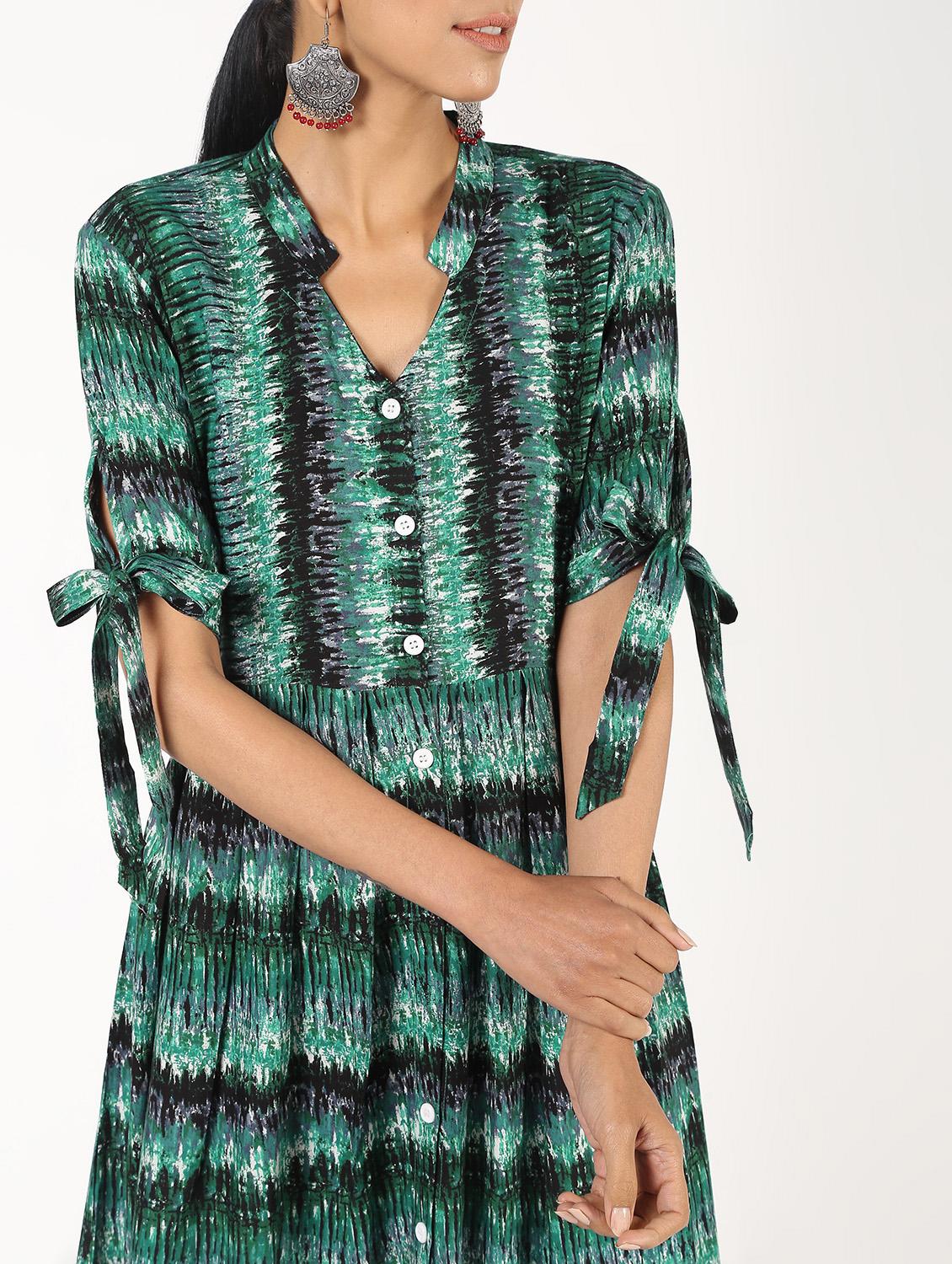 abstract a-line kurta - 16495799 - Standard Image - 4