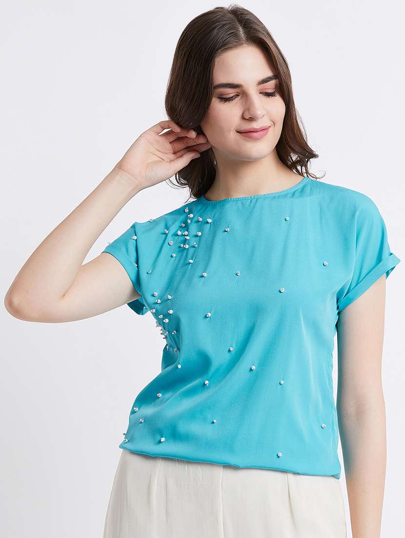 women's straight crew neck top