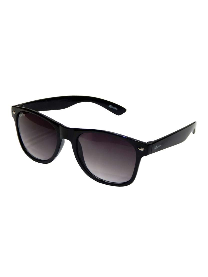 black square frame sunglass - 16497543 -  Standard Image - 1