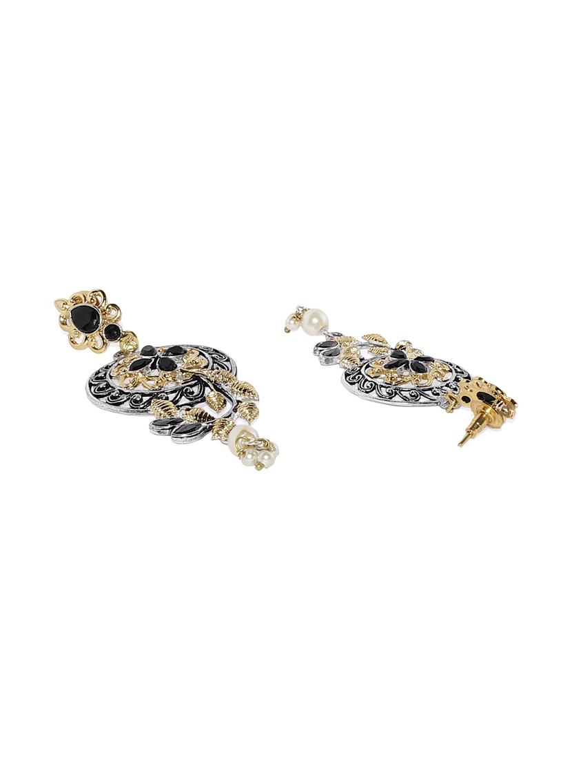 gold metal drop earring - 16506476 -  Standard Image - 1