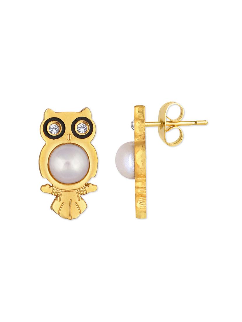 gold brass studs earring - 16506670 -  Standard Image - 1