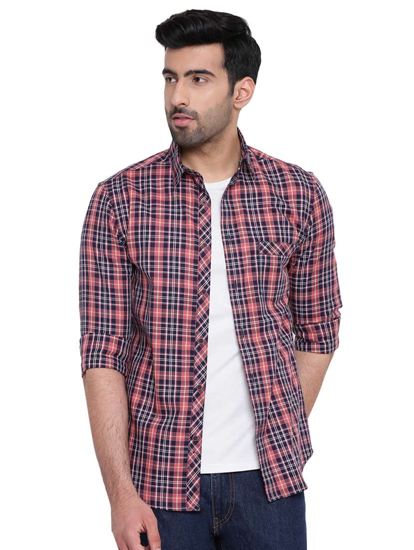 red checkered casual shirt