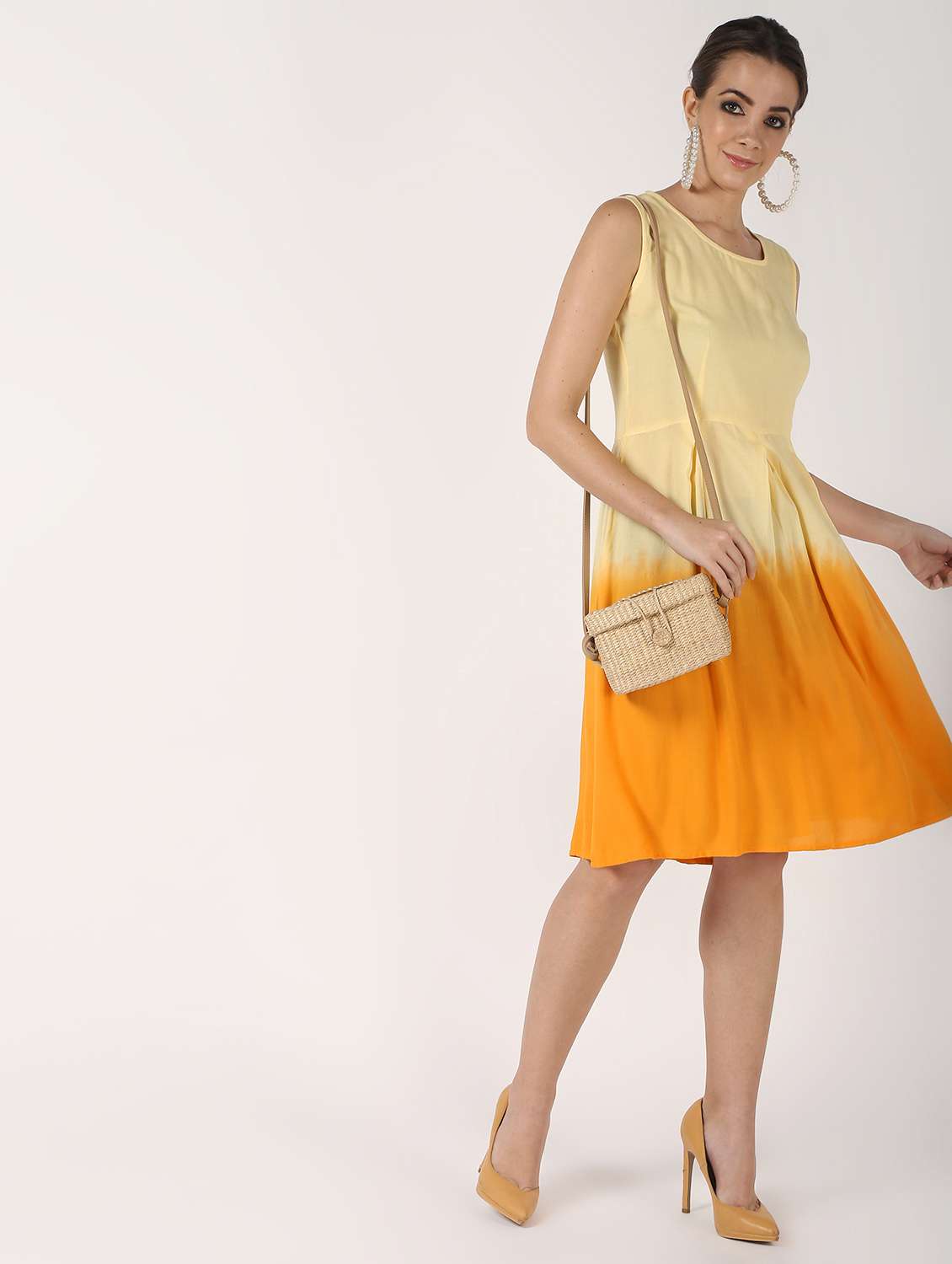 pleat detail ombre flared dress 