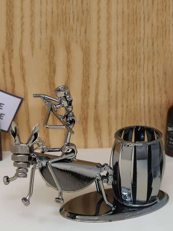 metal bandsman grande pen pencil holder 