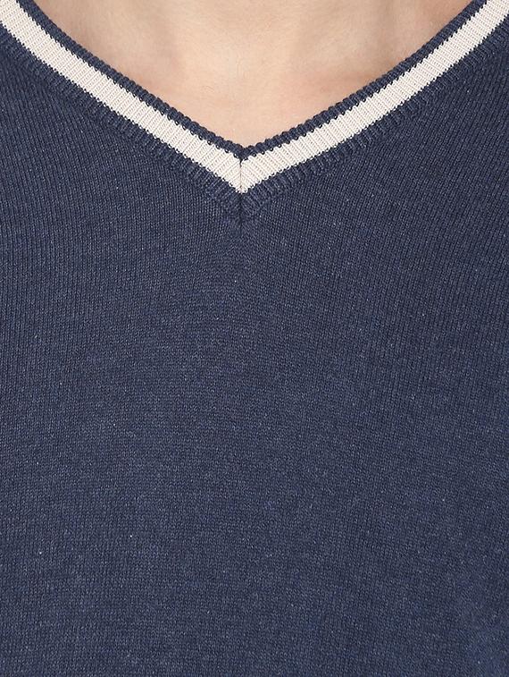 blue striped pullover - 16570195 - Standard Image - 4