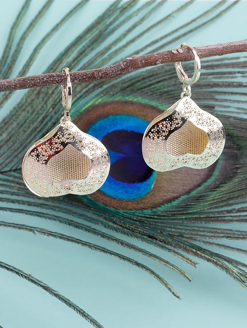 gold metal balli earring - 16585790 - Standard Image - 0