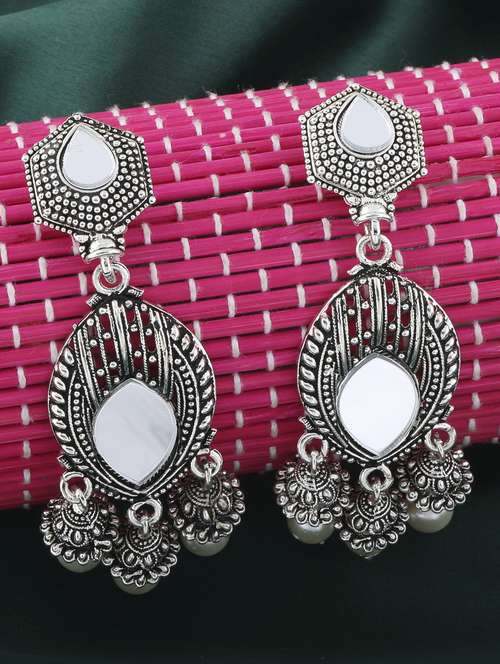 silver metal drop earring - 16596804 - Standard Image - 0