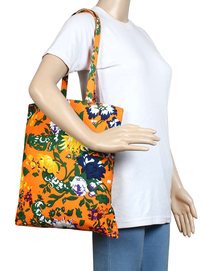 orange canvas printed shopping bag - 16644290 -  Standard Image - 4
