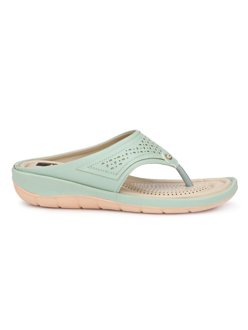green toe separator sandals - 16668437 -  Standard Image - 1