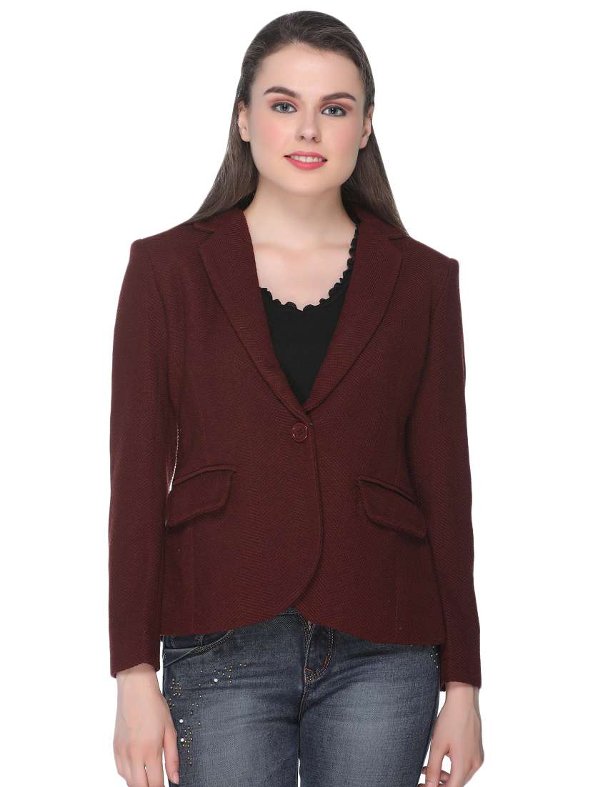 lapel neck pocket detail blazer