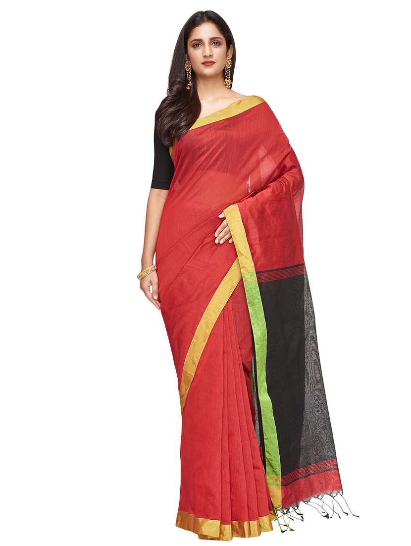 contrast handloom saree with blouse