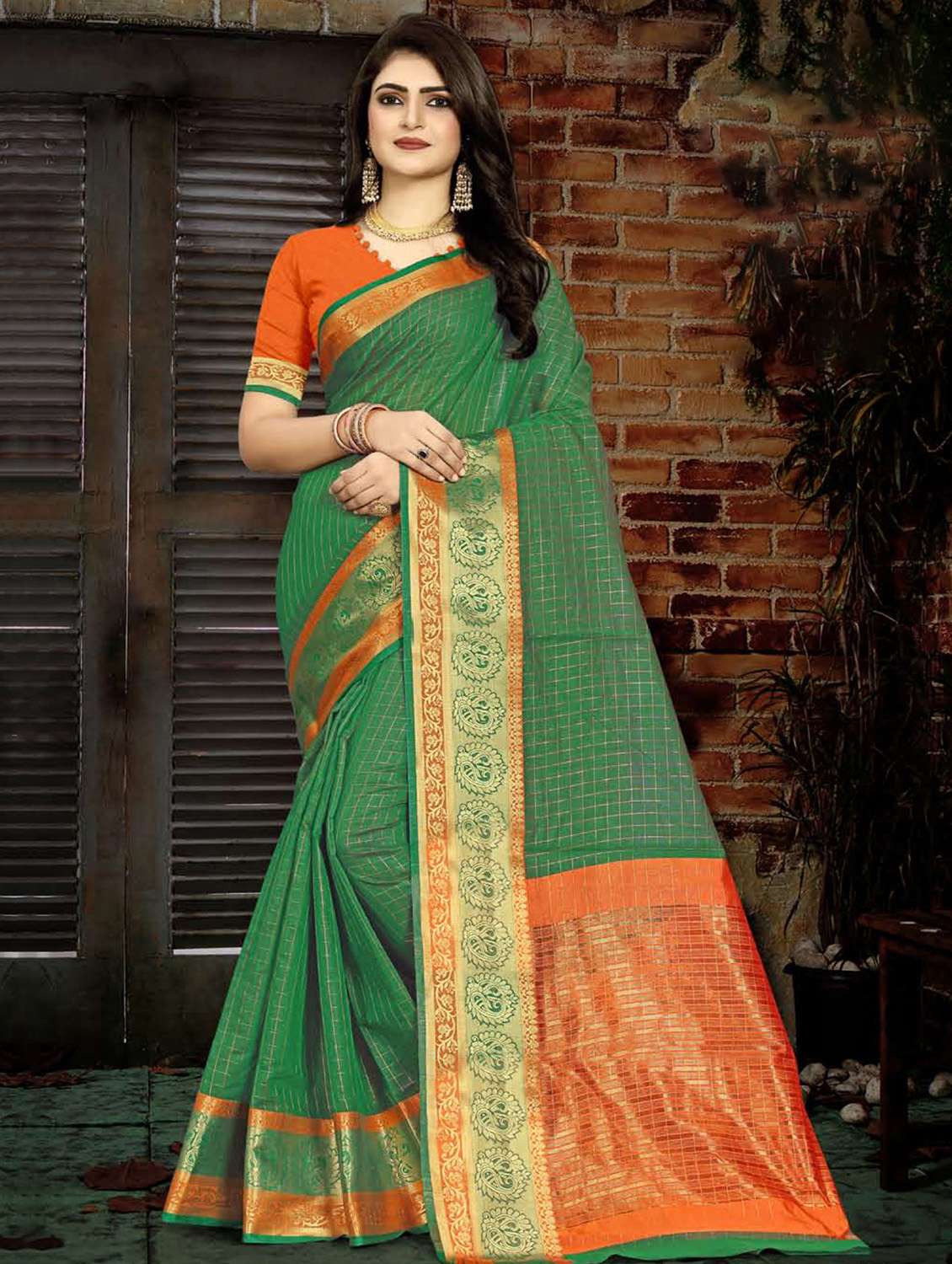 bordered woven saree