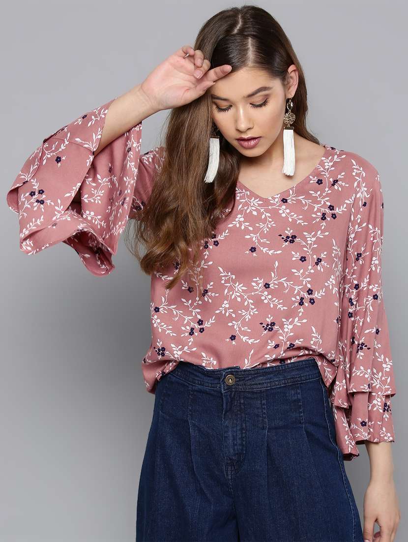 v neck bell sleeved floral top