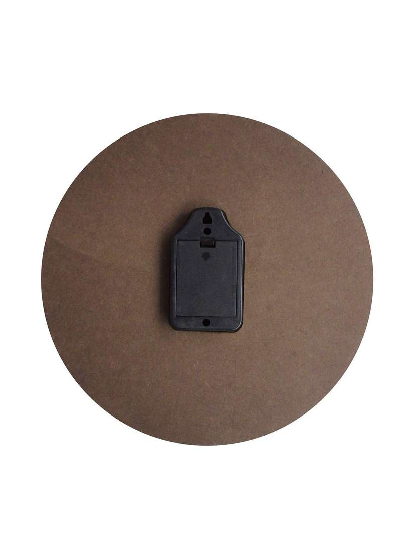 designer wall clock  - 16746711 -  Standard Image - 1