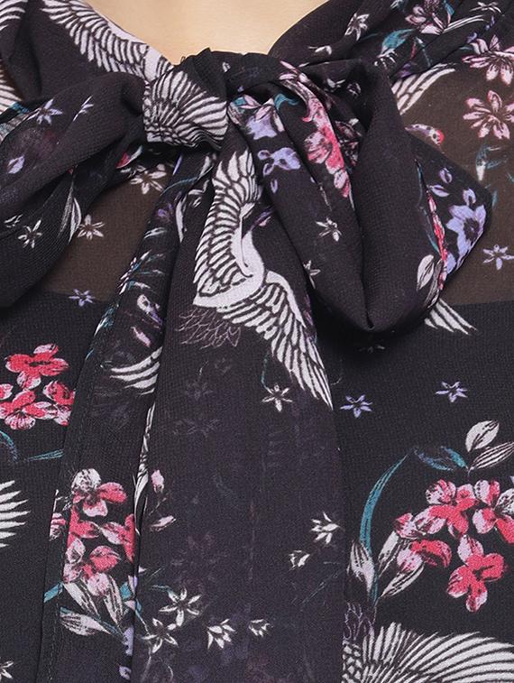 tie up neck printed top - 16750933 - Standard Image - 4