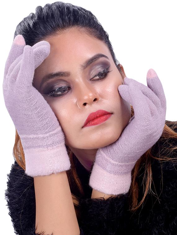 purple wool gloves - 16751390 -  Standard Image - 1