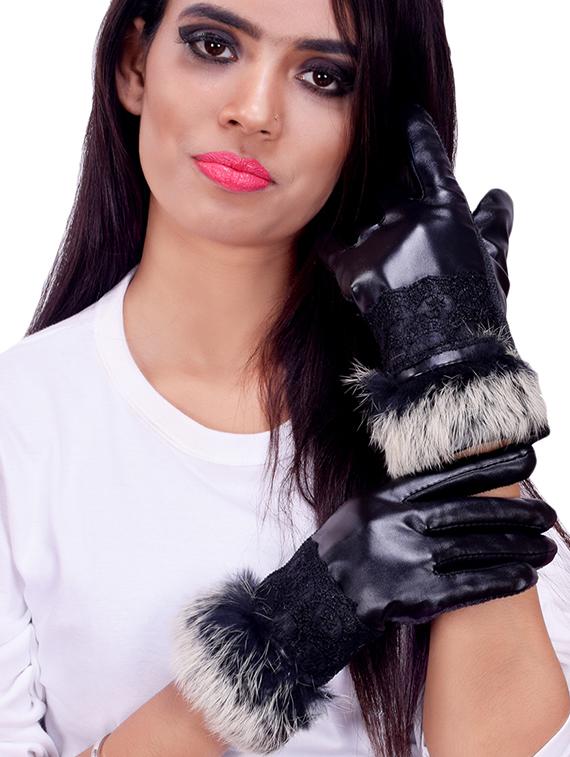 black leatherette gloves - 16751405 - Standard Image - 1