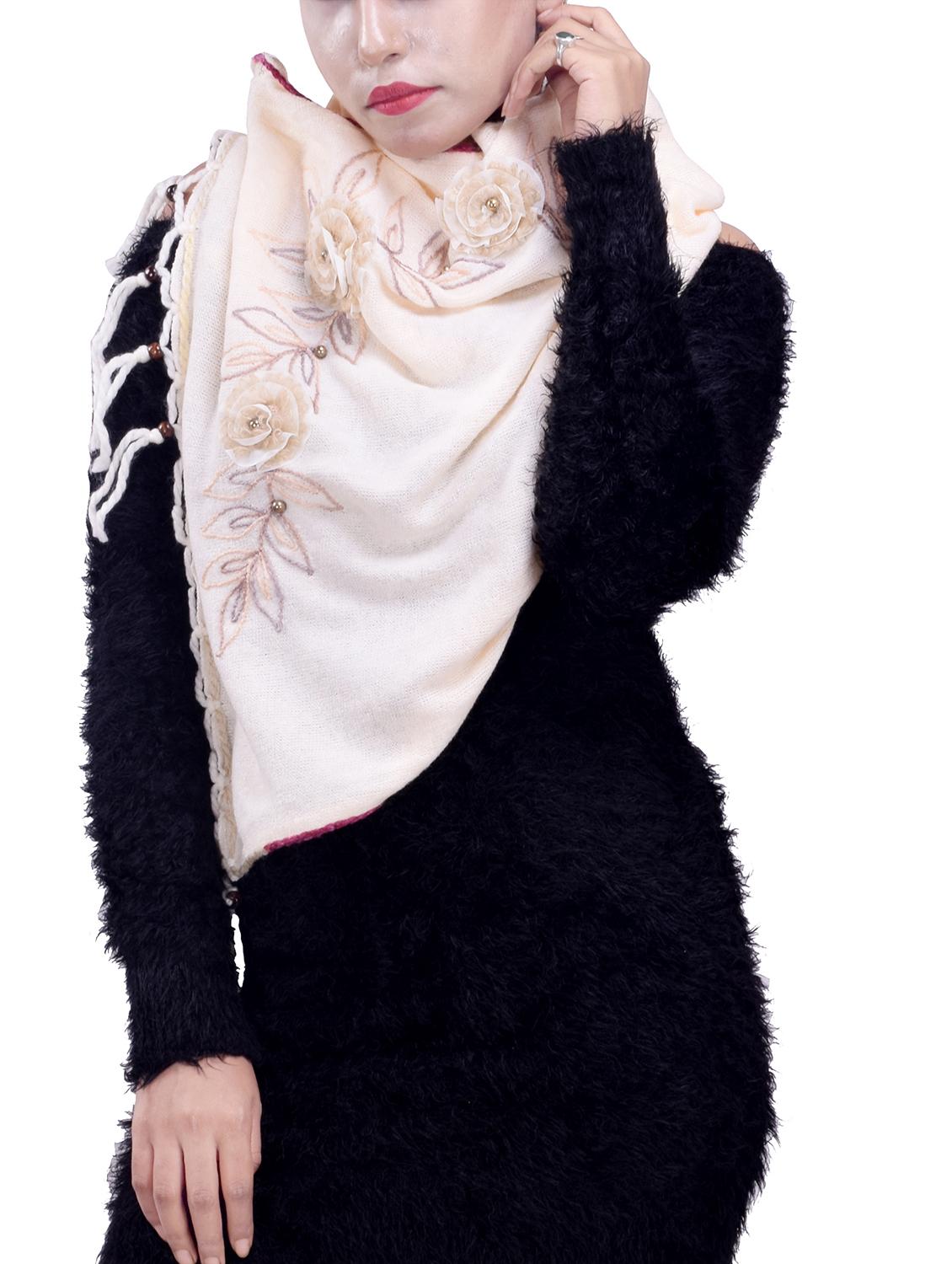 embroidered woolen shawl - 16753426 -  Standard Image - 1