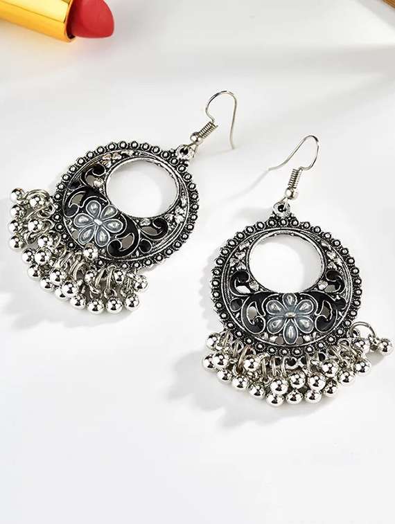 silver metal drop earring