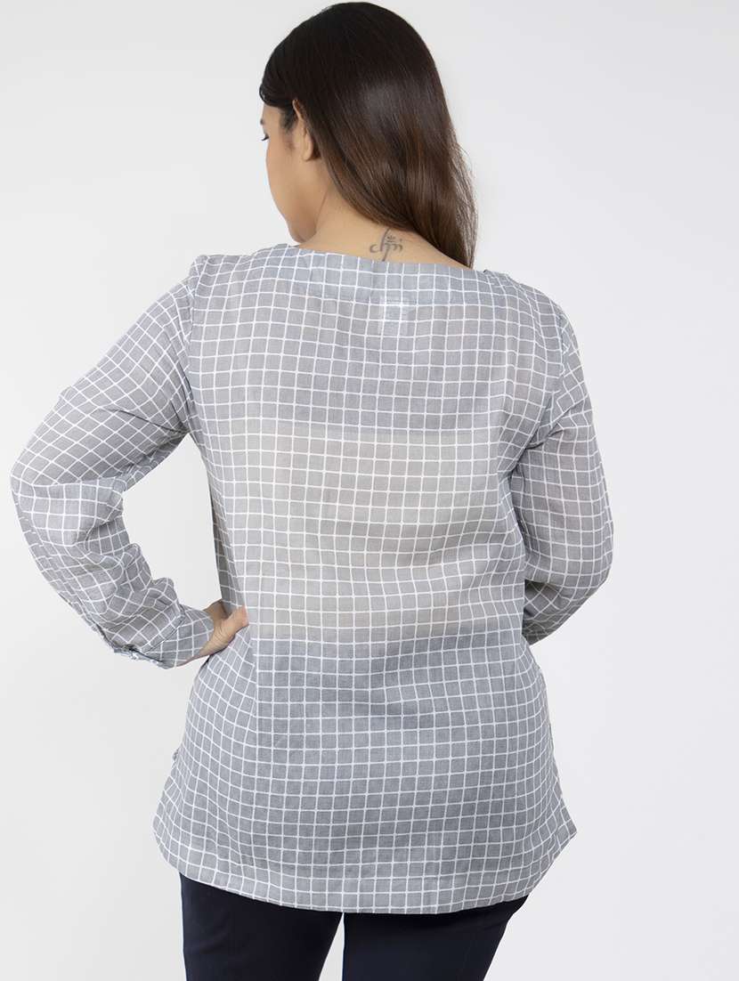 v-neck checkered top  - 16759776 -  Standard Image - 1