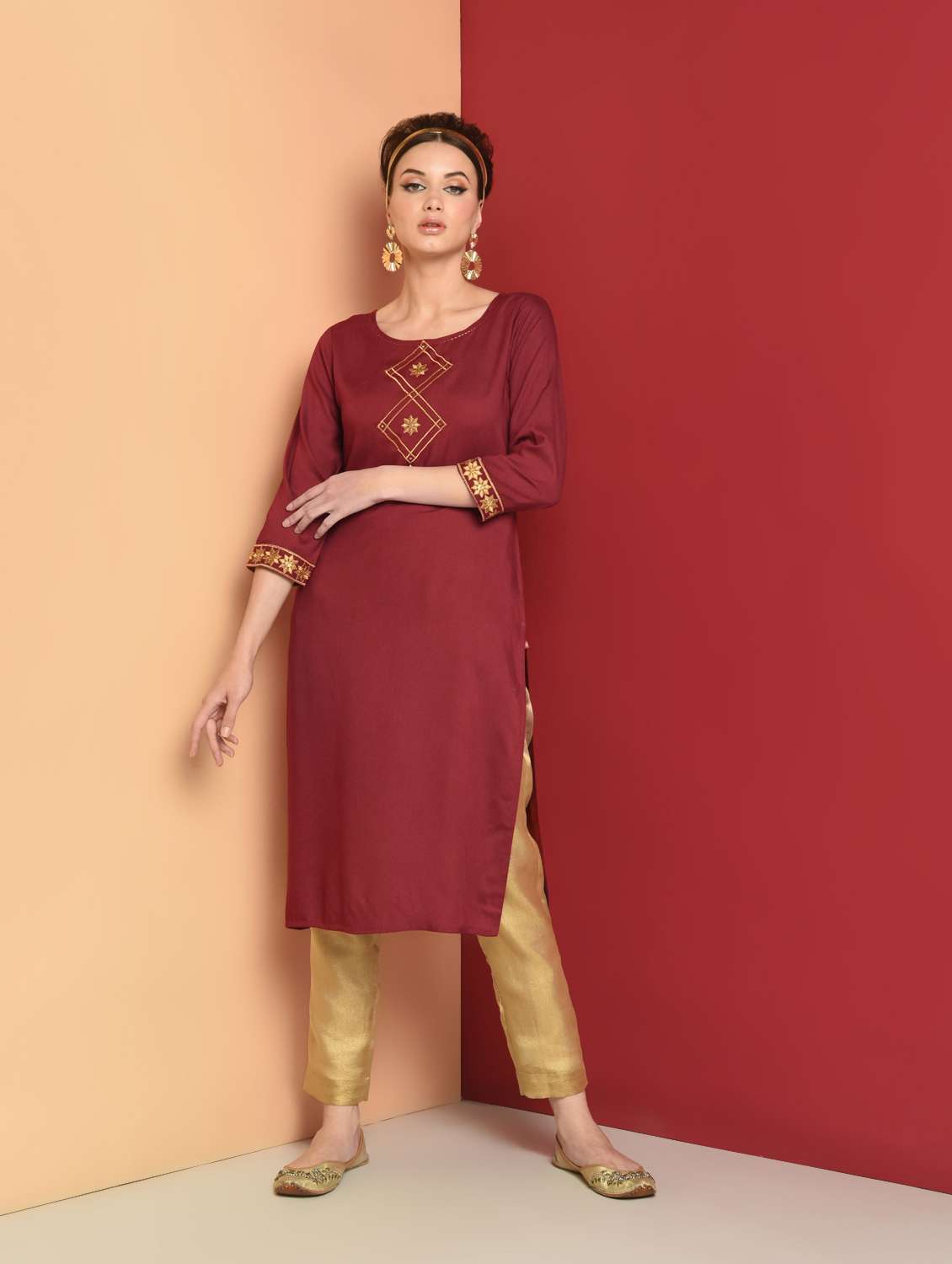 embroidered straight kurta