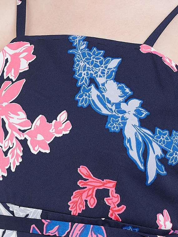 women's  floral dress - 16792325 -  Standard Image - 4