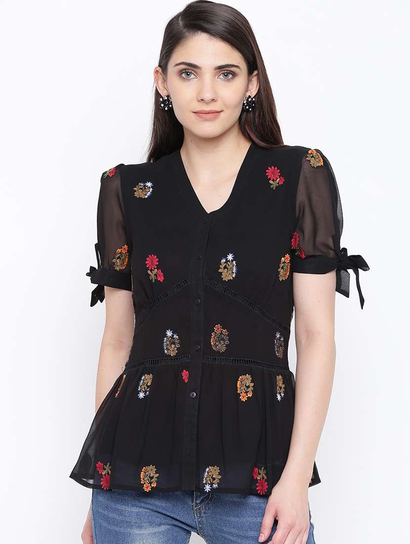 tie knot sleeved button up top 