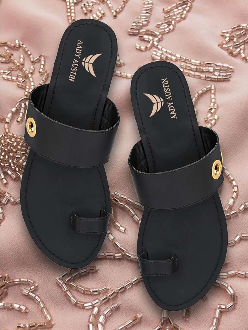 black one toe sandals