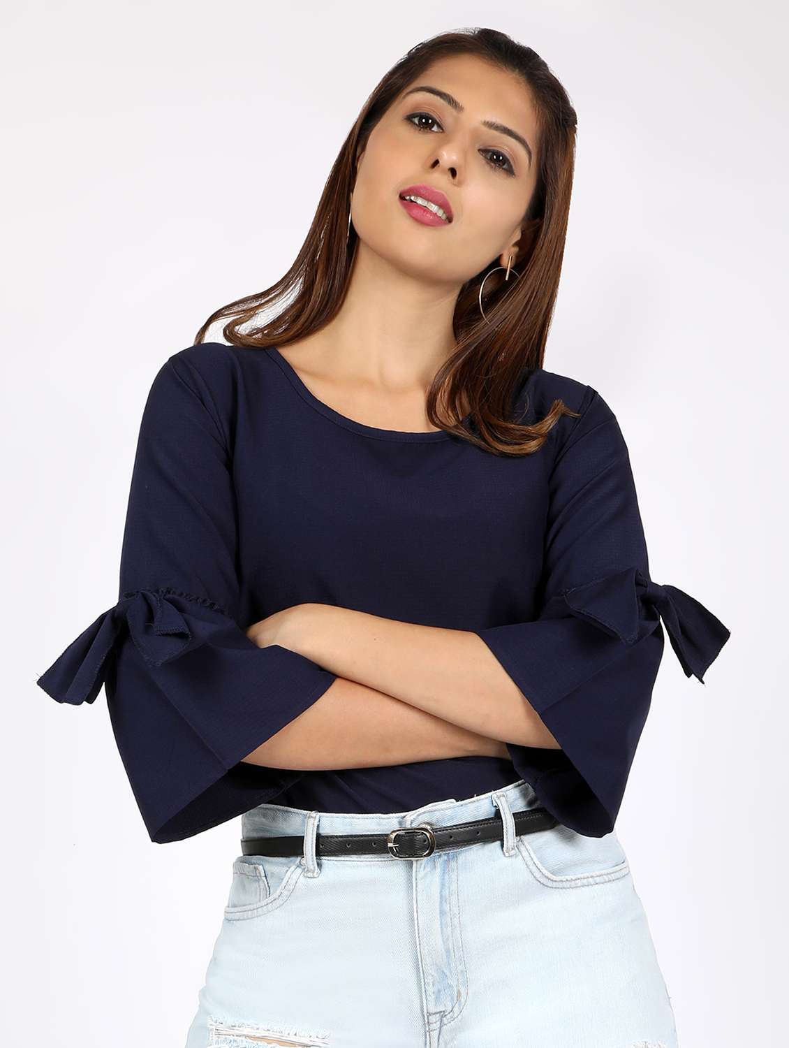 women's straight round neck top