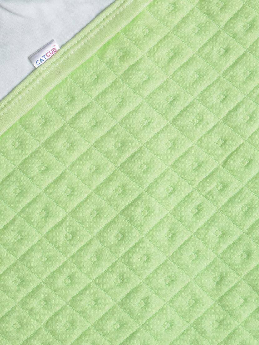 green cotton blend bath towel - 16829211 -  Standard Image - 1