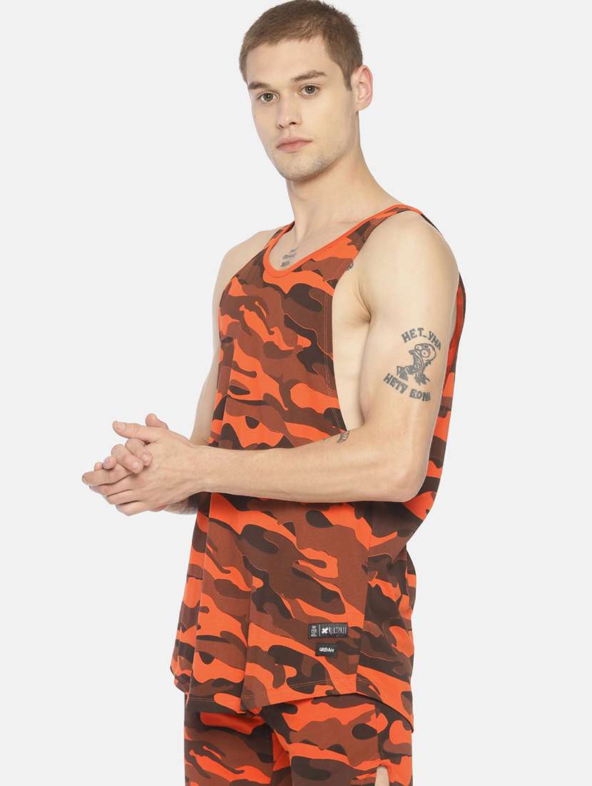 orange camouflage vest - 16830922 -  Standard Image - 1