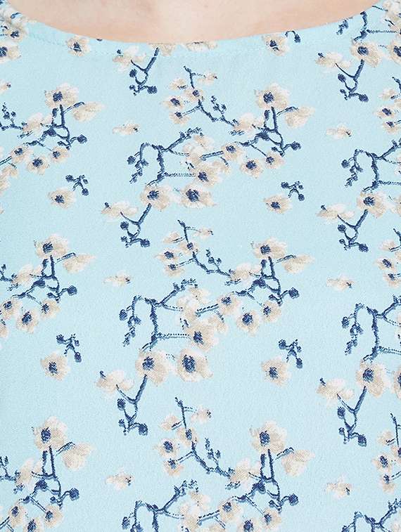 lace detail floral top - 16833187 -  Standard Image - 4