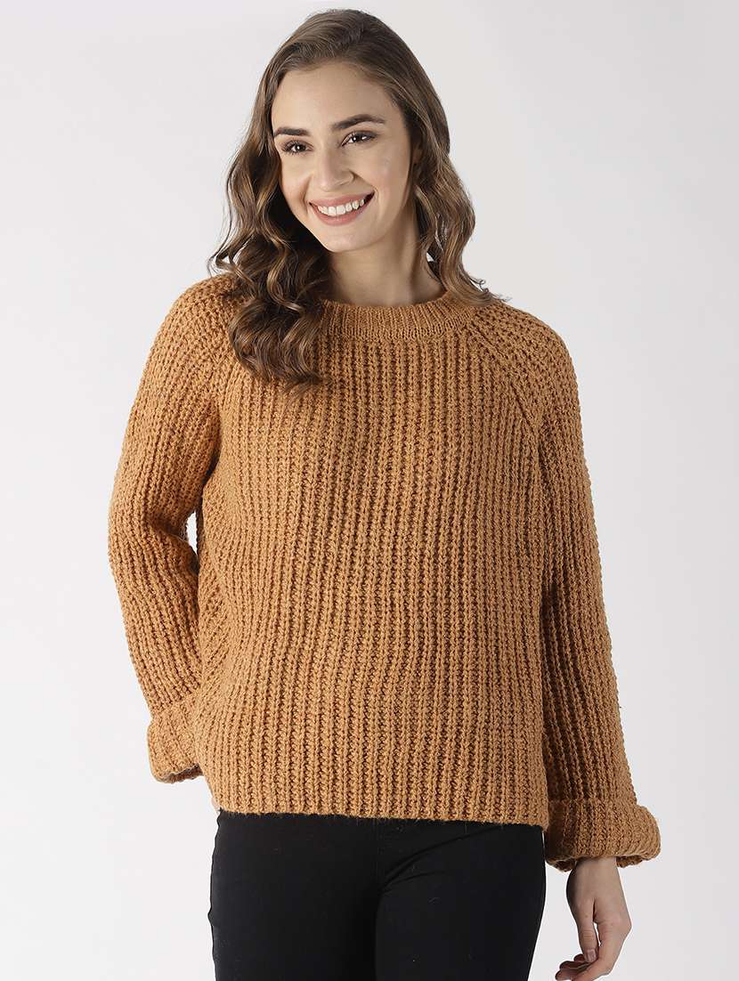 long sleeved boxy pullover