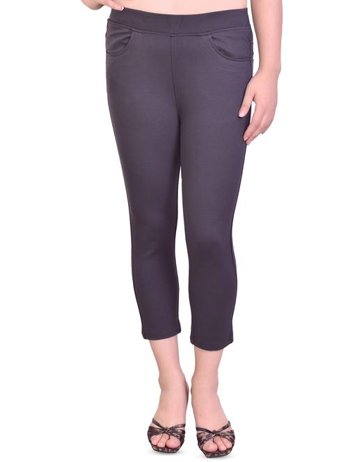 high rise solid capri - 16864349 -  Standard Image - 0
