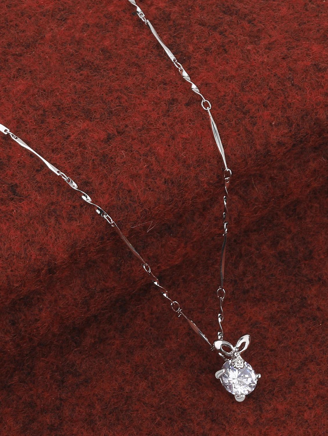 silver metal pendant - 16882149 -  Zoom Image - 0