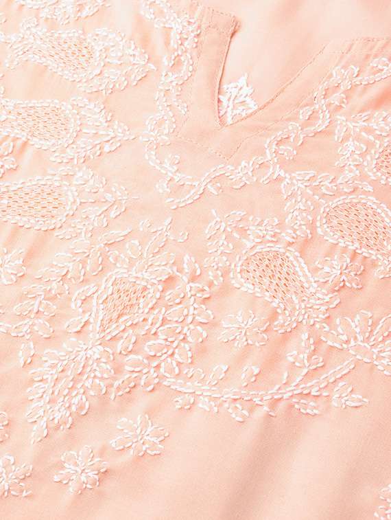 chikankari straight short kurti - 16889787 - Standard Image - 4