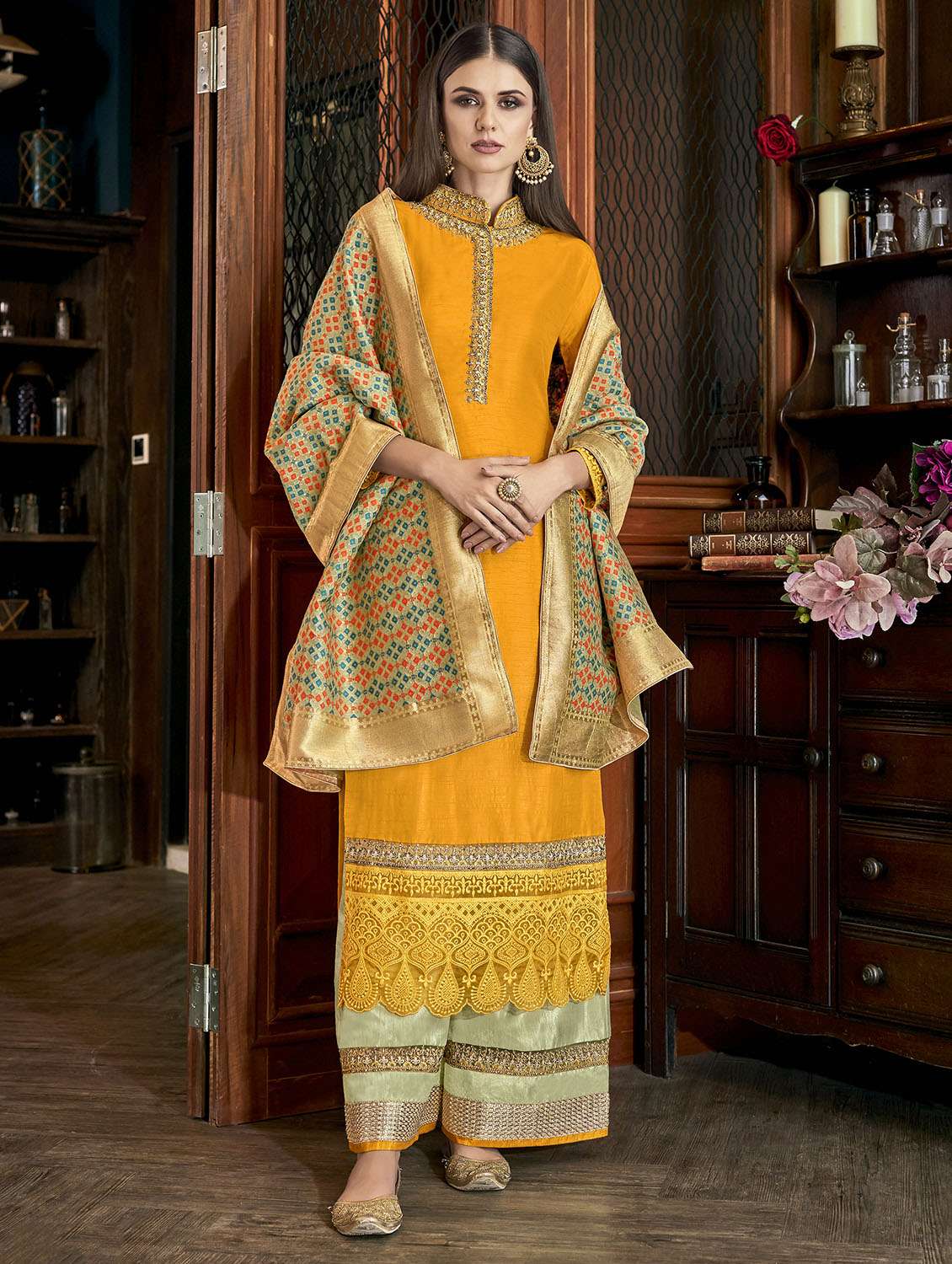 solid semi-stitched suit