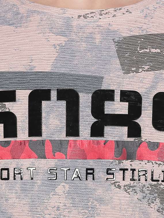 pink typographic print t-shirt - 16907851 -  Standard Image - 4