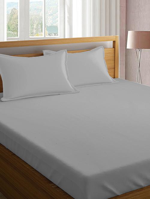 cotton fitted bedsheet queen size with 2 pillow covers - 16917504 - Standard Image - 0