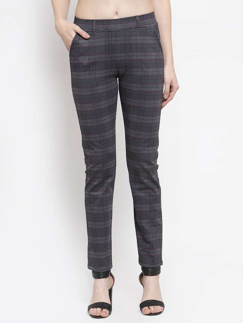 women checkered cigarette pant