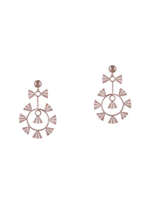 gold brass chandellier earring - 16973365 -  Standard Image - 0