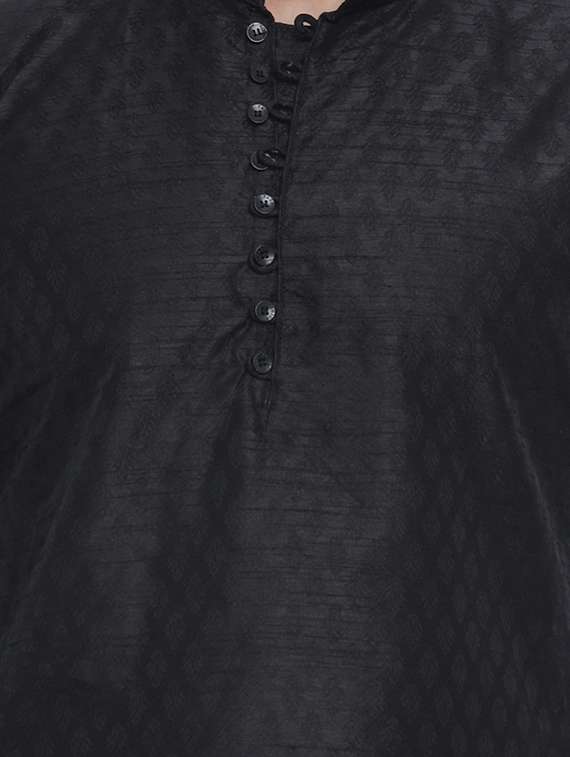 black jacquard work mandarin neck kurta - 16979474 -  Standard Image - 4